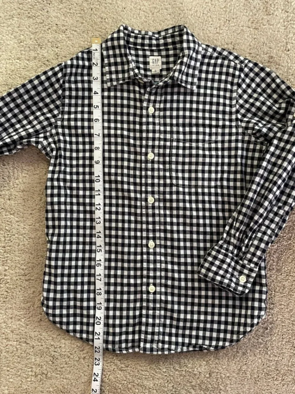 Gap Kids Bundle of Two Button Down Boy's Shirts Size M (8) EUC - Pristine